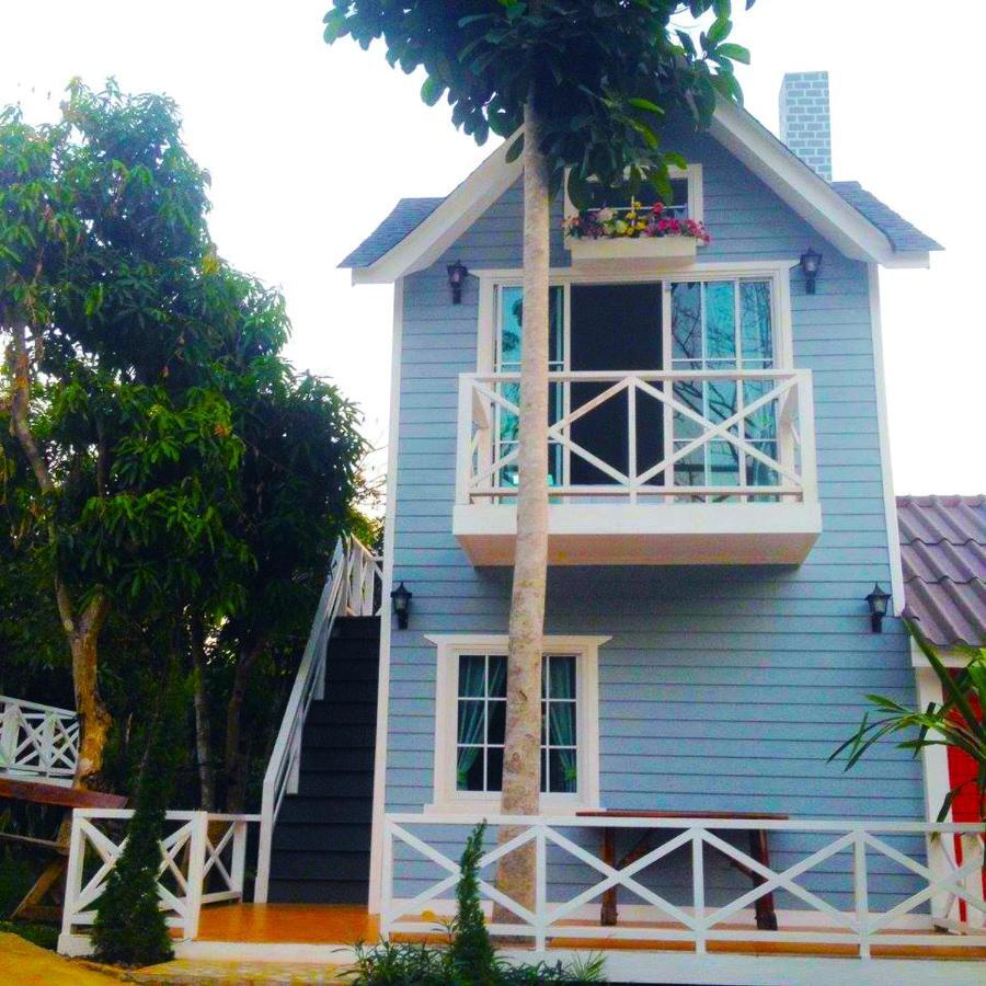 Suriyan Villa Kanchanaburi Oda fotoğraf